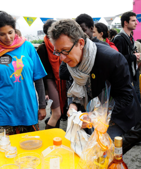 Animer un camion-laboratoire en zones rurales pour sensibiliser aux enjeux climatiques